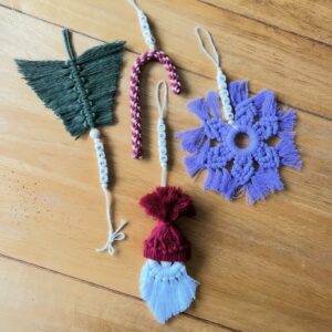 Crée tes décos de Noël en macramé avec Augrey du Vent